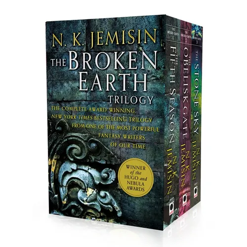 The Broken Earth Trilogy: The Fifth Season, the Obelisk Gate, the Stone Sky - Paperback