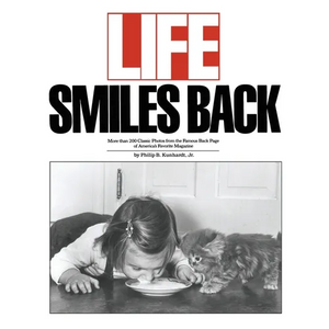 Life Smiles Back - Paperback