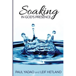 Soaking in God's Presence - Paperback