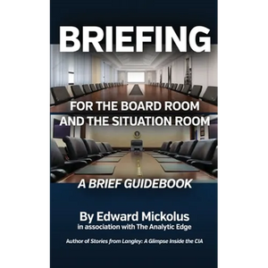 Briefing for the Board Room and the Situation Room - Paperback