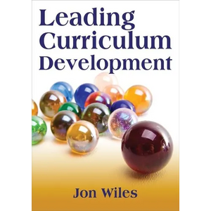 Leading Curriculum Development - Paperback