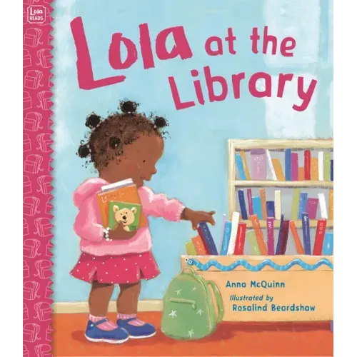 Lola at the Library - Paperback