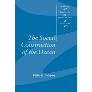 The Social Construction of the Ocean - Paperback