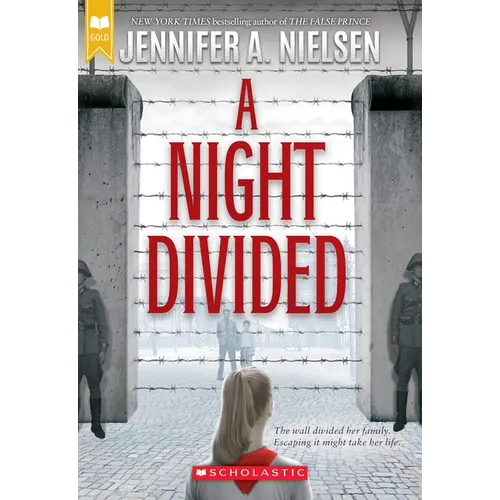 A Night Divided (Scholastic Gold) - Paperback