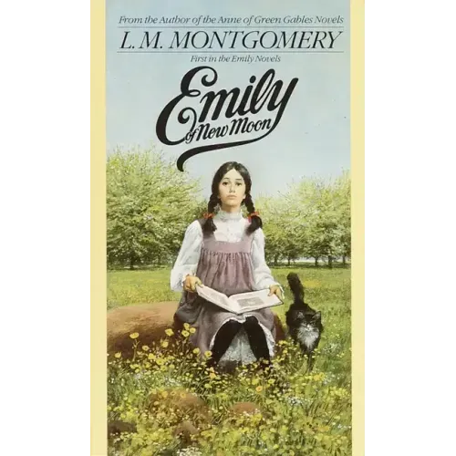 Emily of New Moon - Paperback