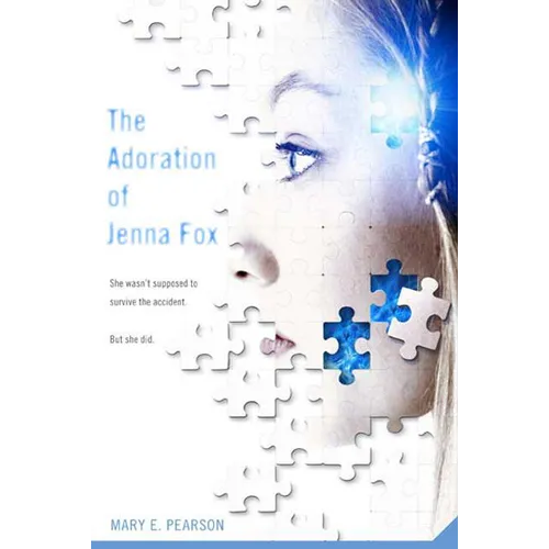 The Adoration of Jenna Fox - Paperback