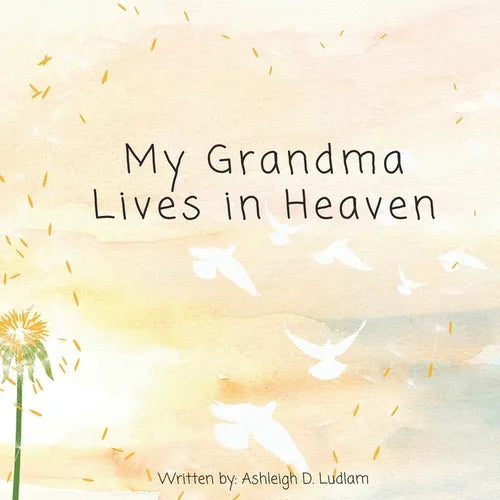 My Grandma Lives in Heaven - Paperback