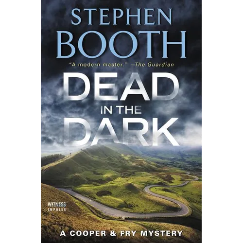 Dead in the Dark: A Cooper & Fry Mystery - Paperback
